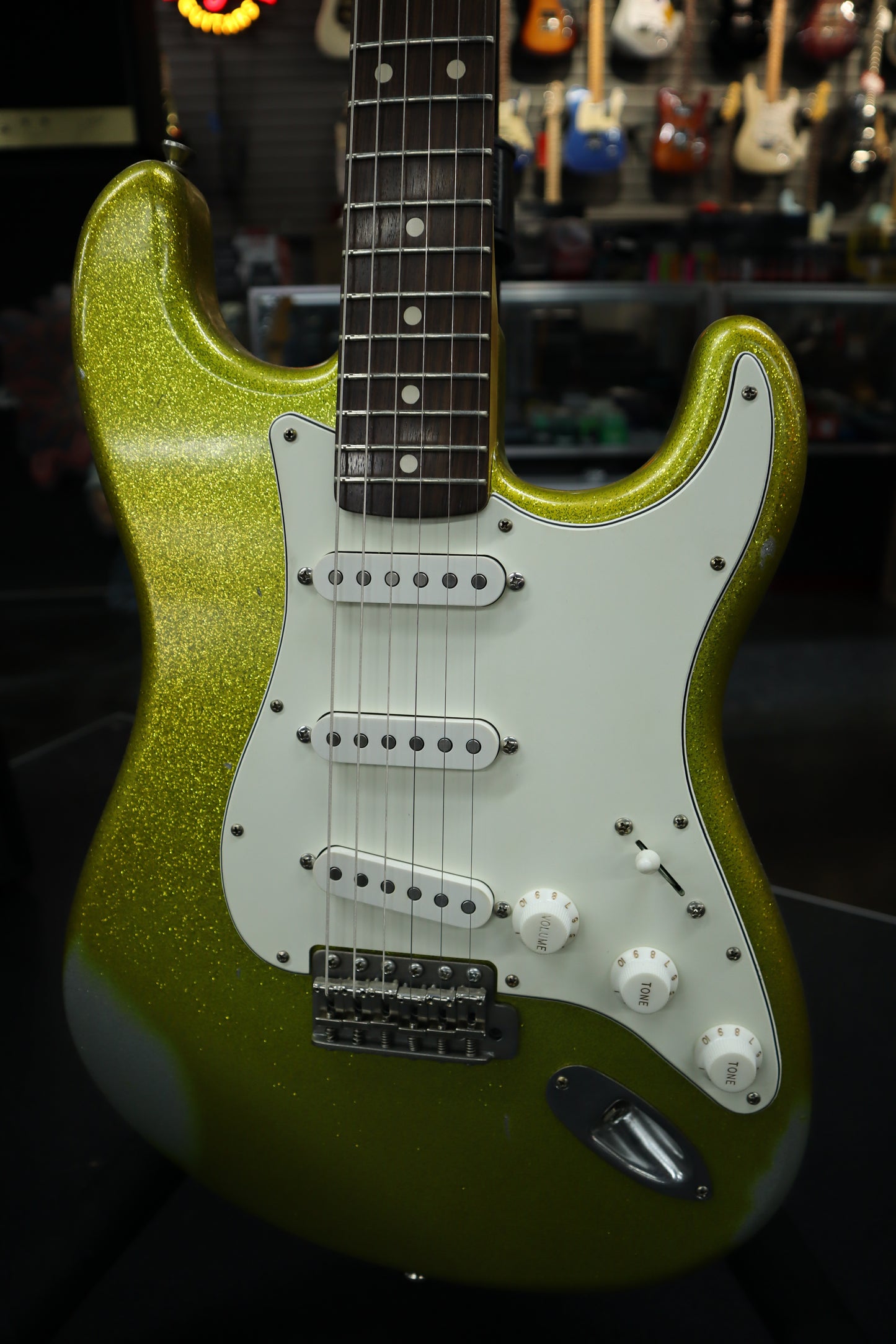 Nash S63 Alder Gold Sparkle