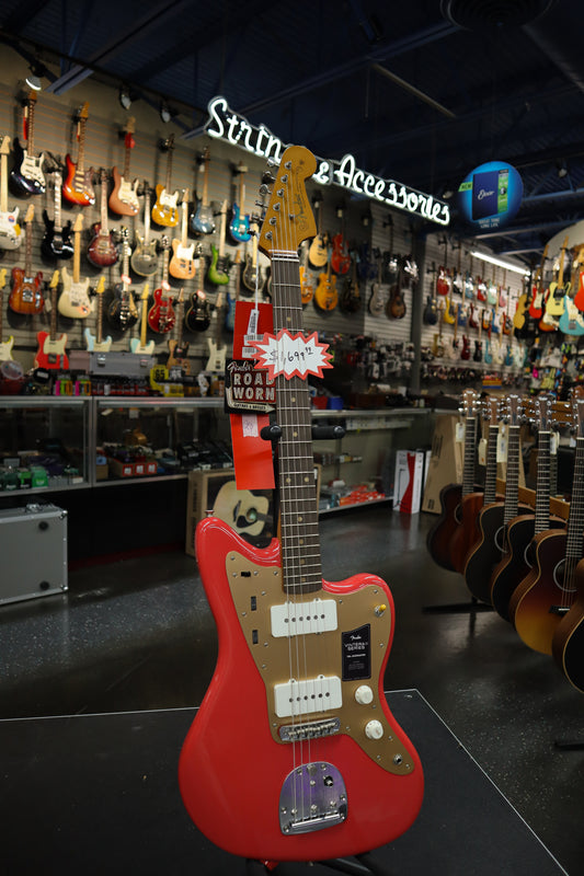 Fender Vintera® II Road Worn® '50s Jazzmaster®, Rosewood Fingerboard, Fiesta Red
