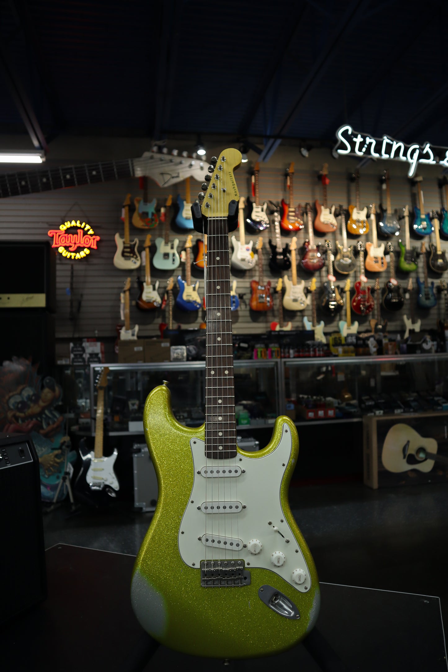 Nash S63 Alder Gold Sparkle