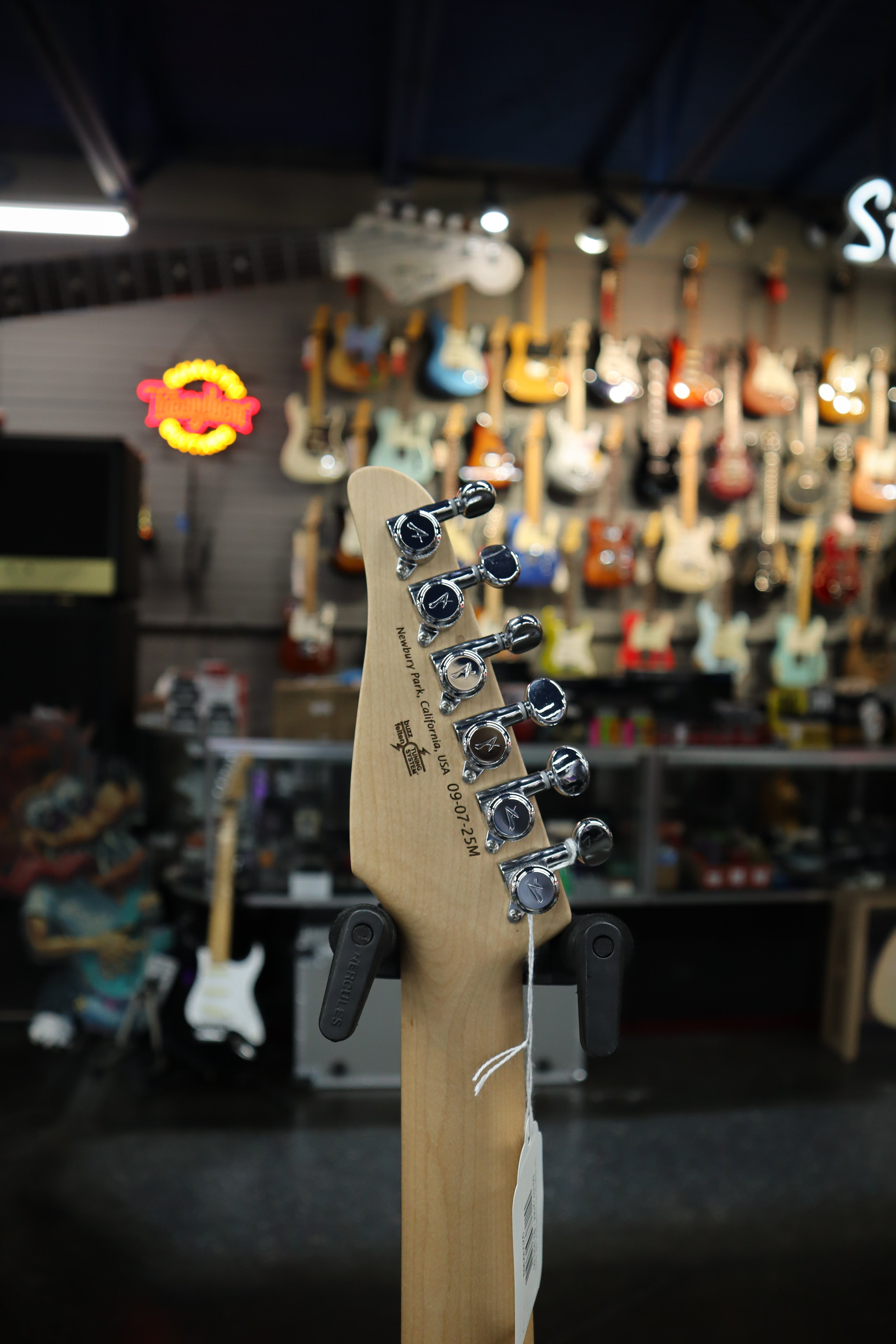 Tom Anderson The Classic 09-07-25M Olympic White