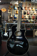 Yamaha APX600 Thinline Cutaway Acoustic-electric Guitar - Black