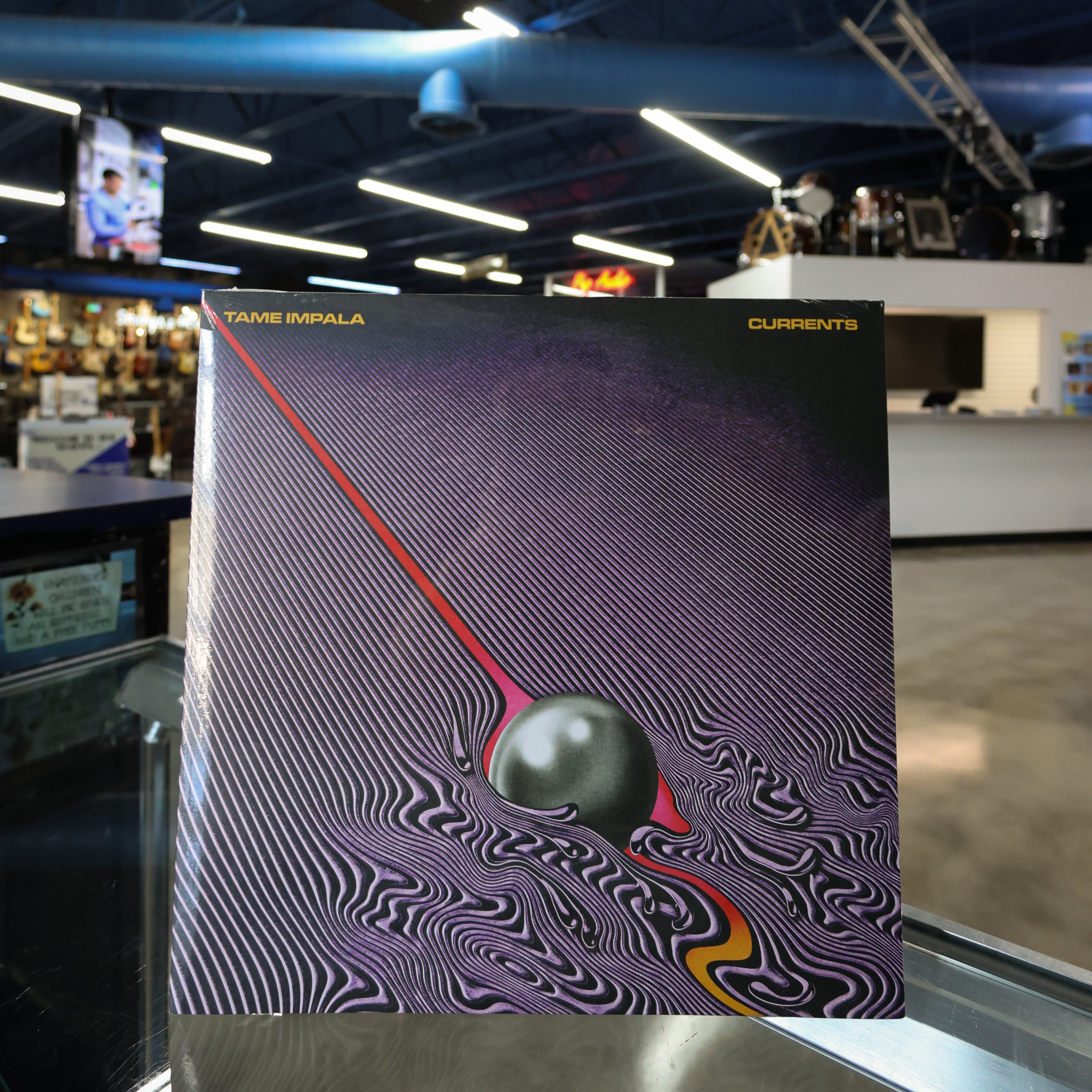 TAME IMPALA / CURRENTS