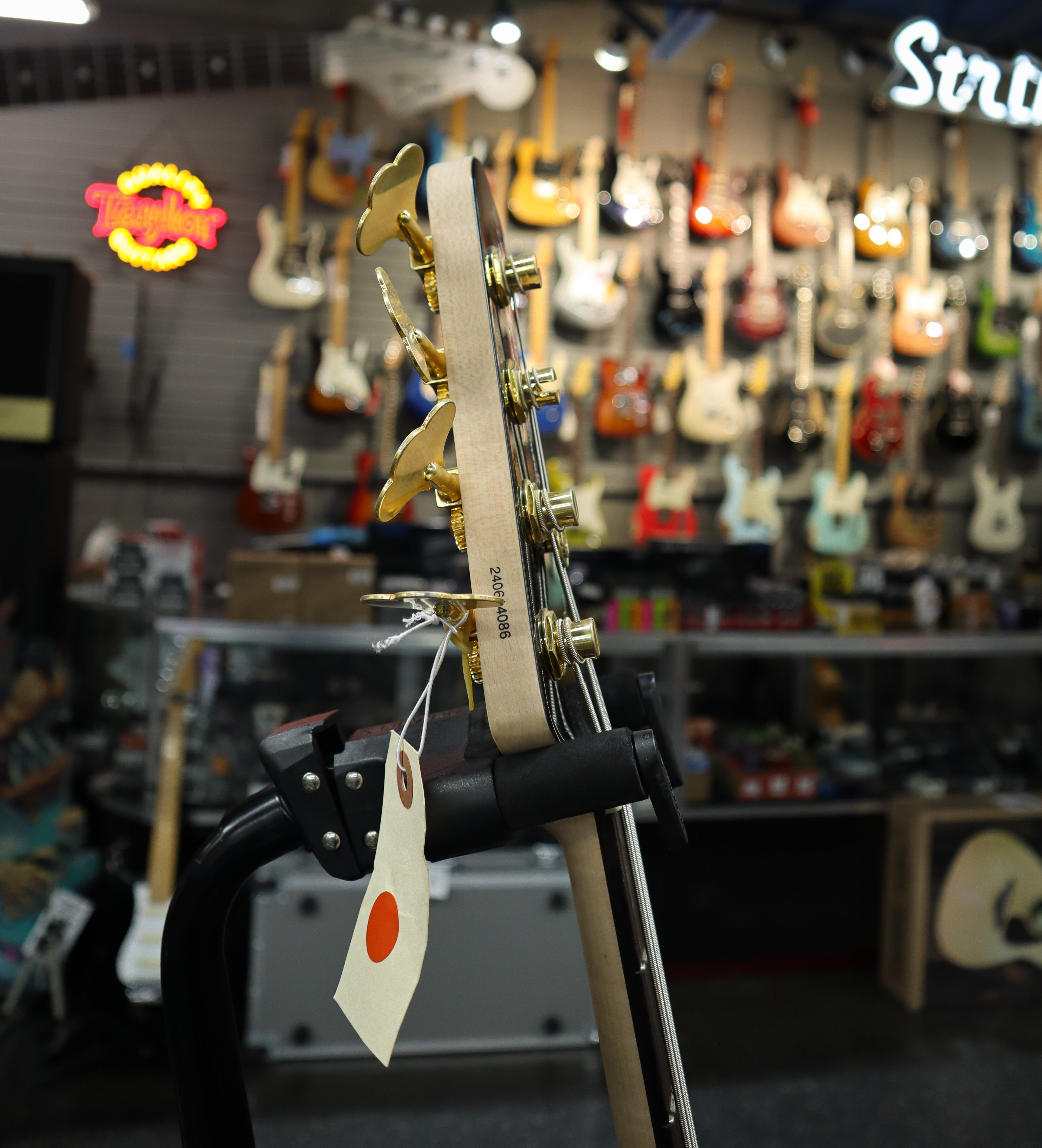 44-64 Geezer Butler Official Signature Model