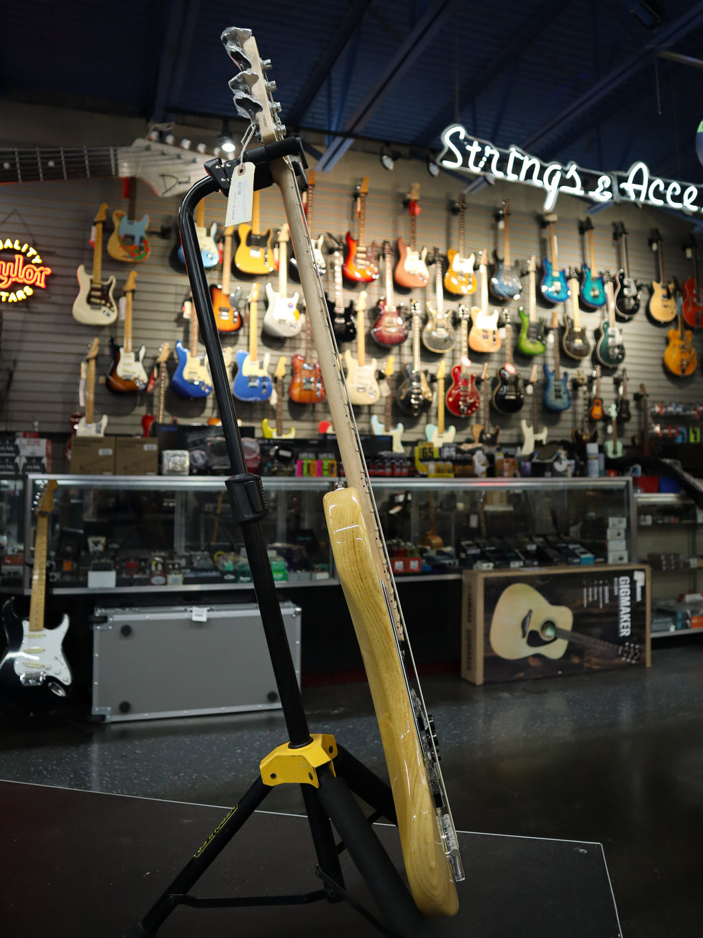Lakland SKYLINEDJ4NTMP Skyline D Jones 4-Stg Bass MP FB
